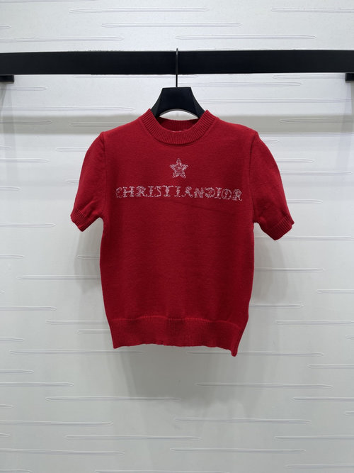 Dior Early Spring Collection: Premium Knit Short Sleeve with Star Pattern
