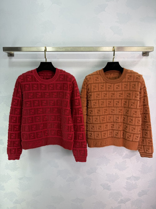 Fendi Elastic Knitted Round-Neck Long-Sleeved Top with FF Pattern