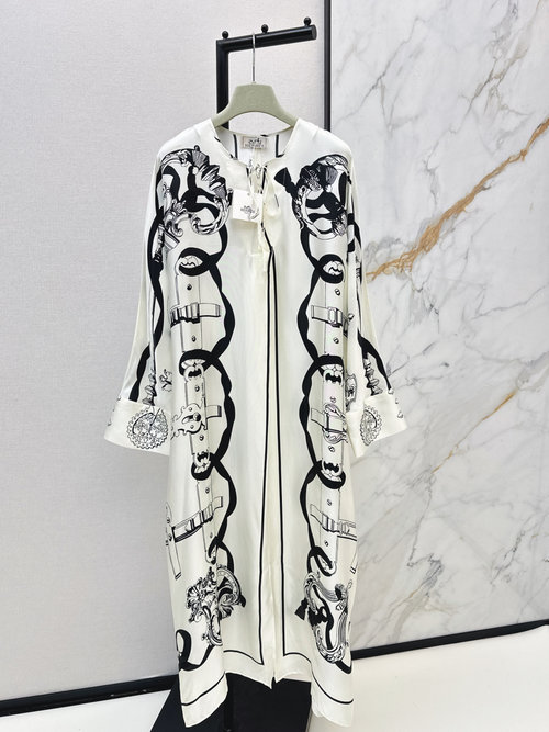 Hermes Spring Printed Silk Dress with Bat Sleeves and Waistband