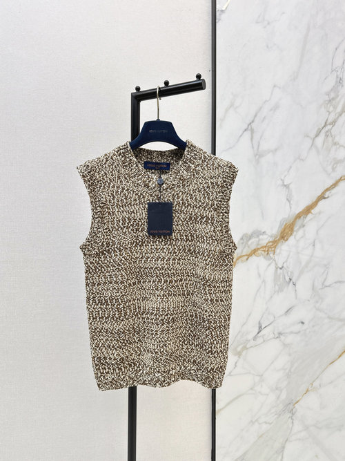 Louis Vuitton Dyeing Yarn Sleeveless Vest with Buckle