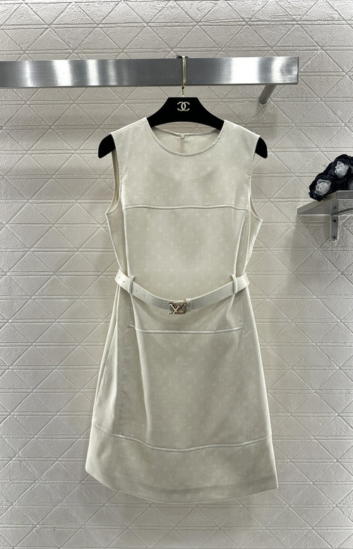 Louis Vuitton Elegant Champagne - Toned Waist - Belted Vest Dress