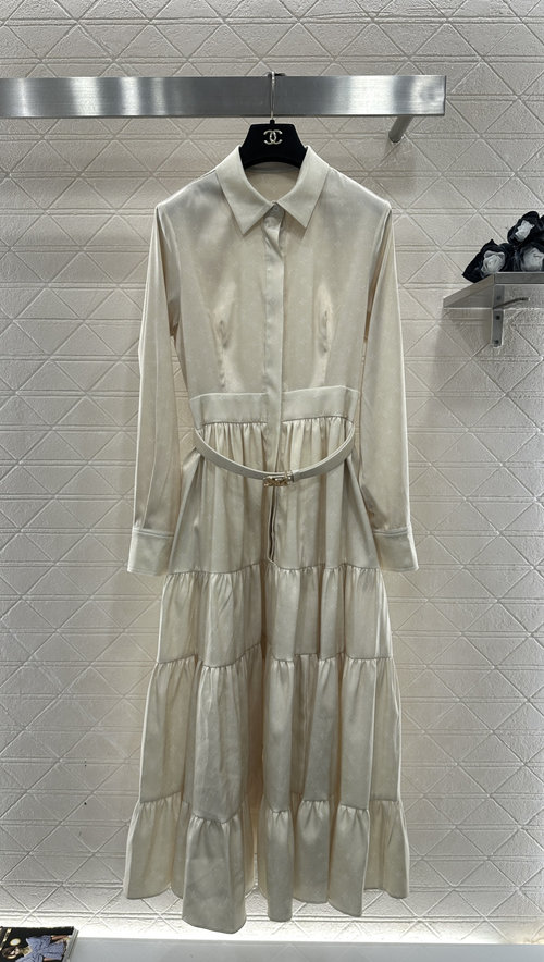 Louis Vuitton Elegant Printed Belted Shirt Dress in Ivory and Blue