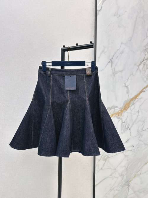 Louis Vuitton Elegant High - Waisted A - Line Denim Skirt with Leather Logo