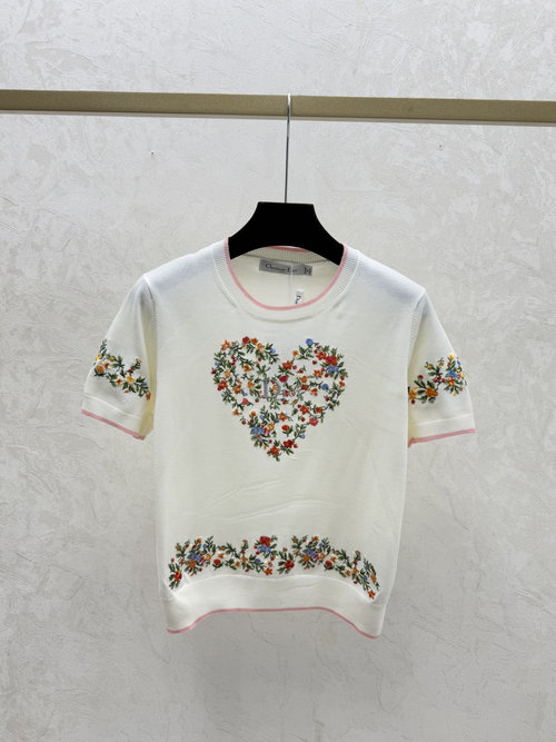 Dior Color-Blocked Floral Heart Round Neck Knit Short Sleeve in White
