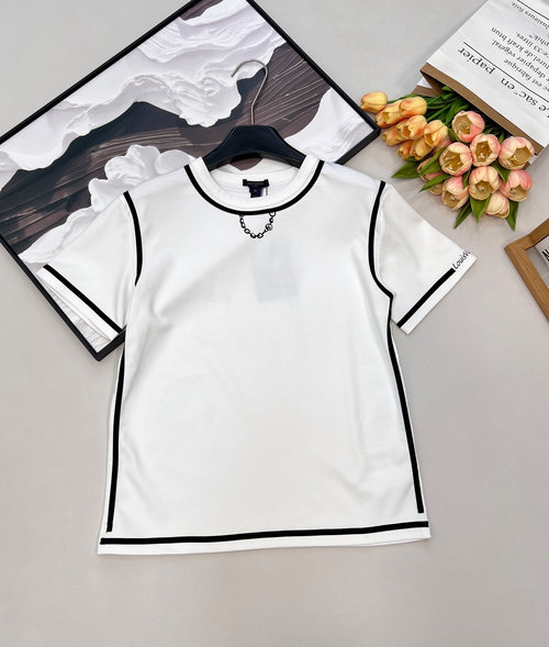 Louis Vuitton Chain and Color-blocked Short-sleeved T-shirt