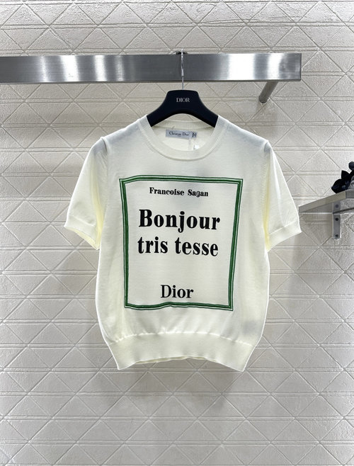 Dior Round-neck Emblem Knit Short-sleeved Top, Literary Elegance