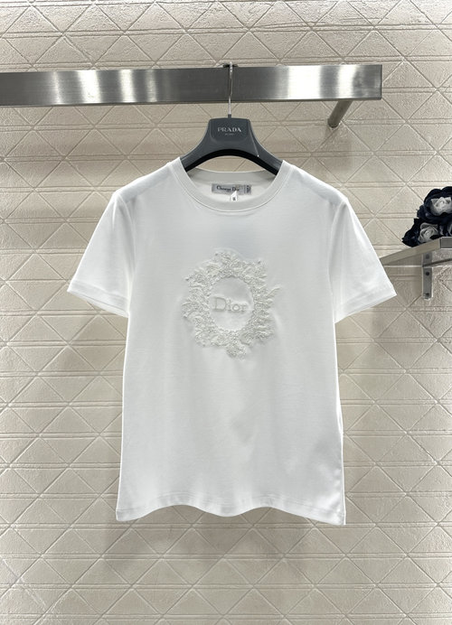 Dior Round Neck Embroidered Beaded Cotton T-Shirt for Various Styles