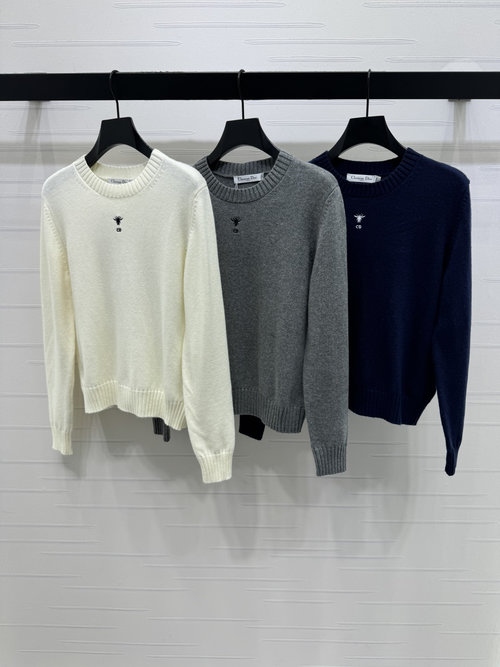 Dior New Arrival: Solid Round-Neck Wool Sweater with Bee Embroidery