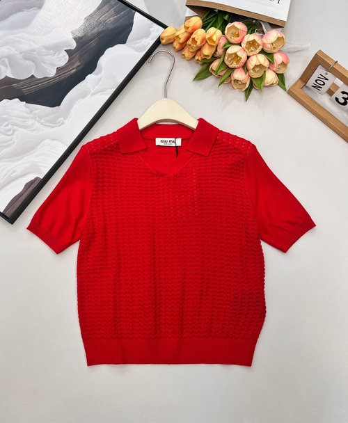 Miu Miu Red V-Neck Short-Sleeve Knit Top with Feather Brocade