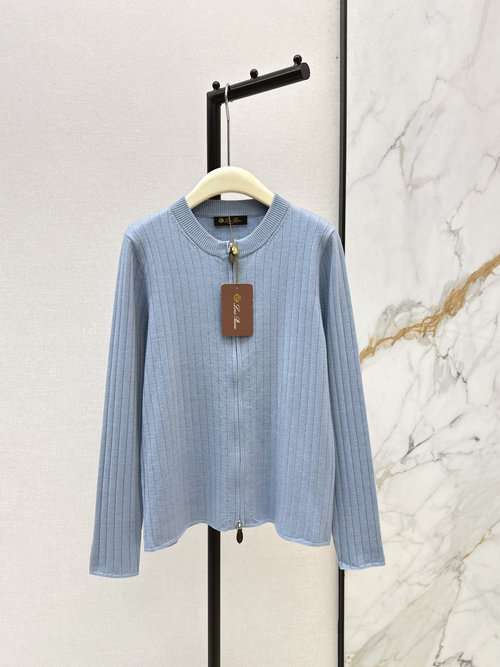 Loro Piana Elegant and Versatile Soft Wool Double-Zip Cardigan