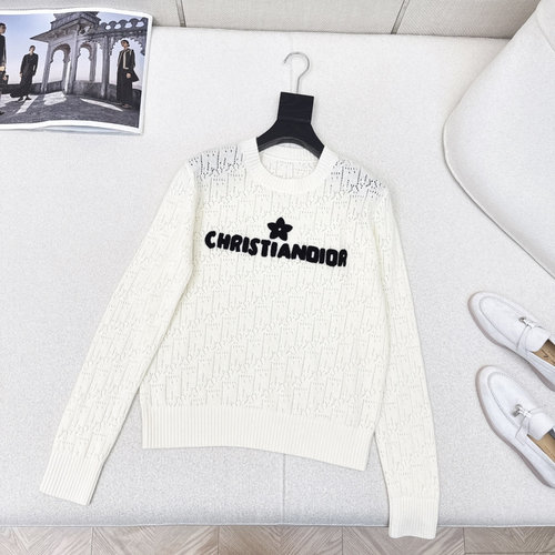 Dior Classic Embroidery Logo Sweater for Versatile Use