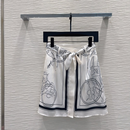 Hermes Exquisite New Silk-like Printed Suit