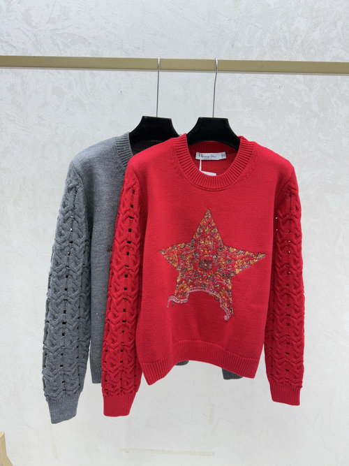 Dior Contrasting Star Embroidered Round Collar Gray and Red Knit Long-Sleeve