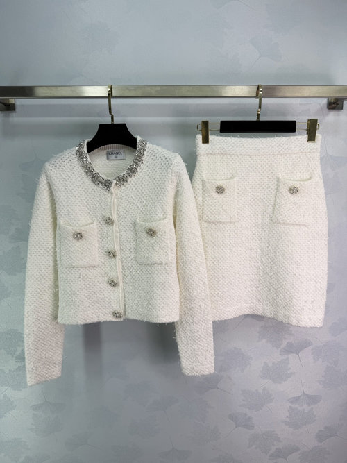 Chanel Stylish Tweed Knit Suit with Diamond Details