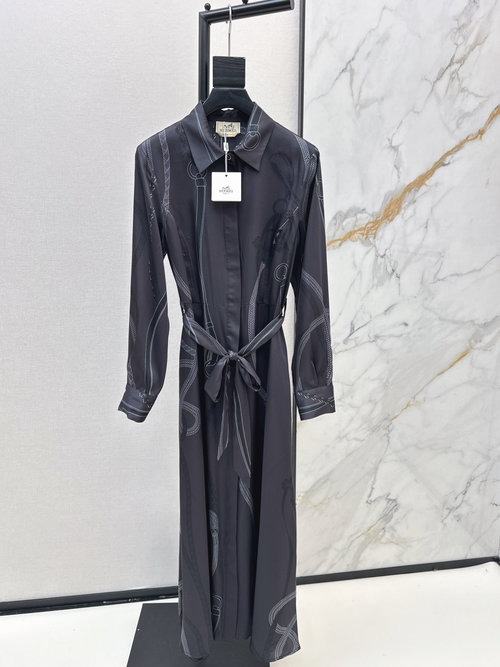 Hermes Printed Long Silk Dress, Retro and Elegant