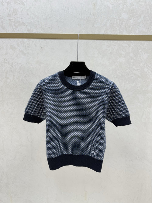 Dior Blue Contrasting Simple Round Neck Knit Top