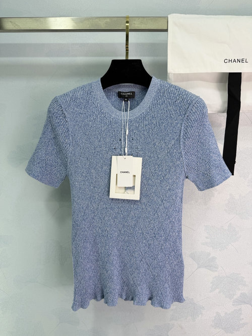 Chanel Slim Fit Round Neck Knit Top, Fine Texture for Daily Elegance