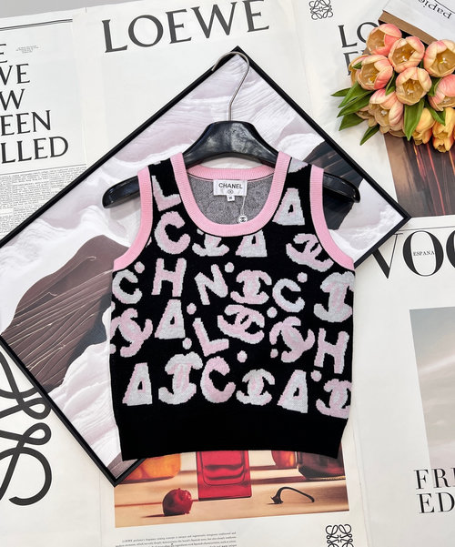 Chanel Pink-Black Knit Vest with Brand Design