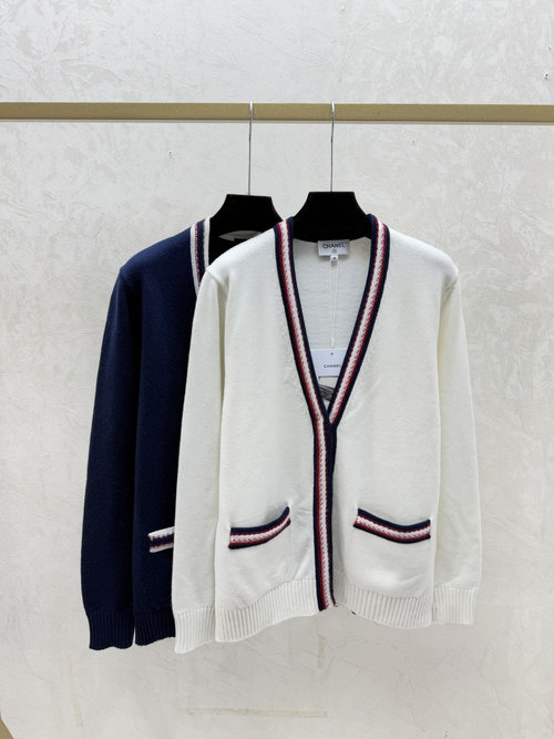 Chanel White & Royal Blue Color Block Simple V-neck Knitted Cardigan