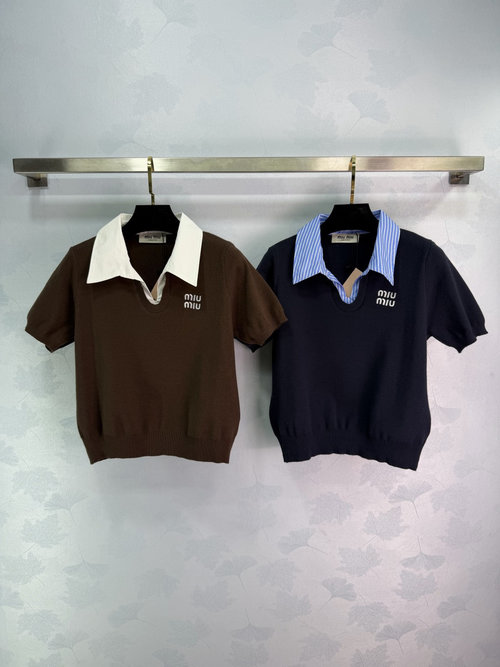 Miu Miu Contrast Polo Collar Knit Short Sleeve with Brand Embroidery