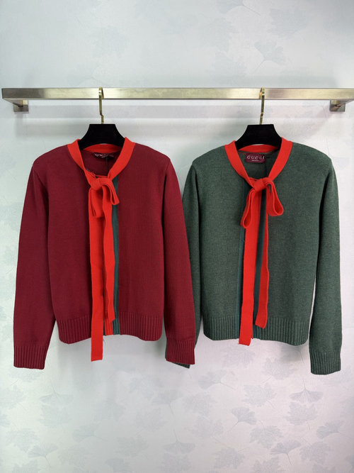 Gucci Soft Wool Long Sleeve Sweater with Contrast Straps