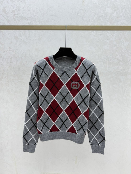 Gucci Contrasting Gray Diamond Round Neck Knit Long Sleeve