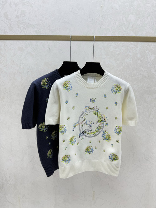 Dior Contrast Color Floral Round-Neck Knit Short Sleeve in White and Sapphire