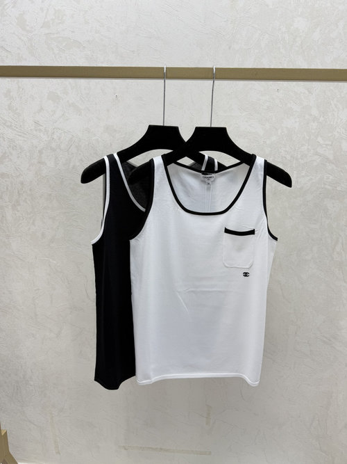 Chanel Minimalist Contrast Knit Suspender with Classic Appeal