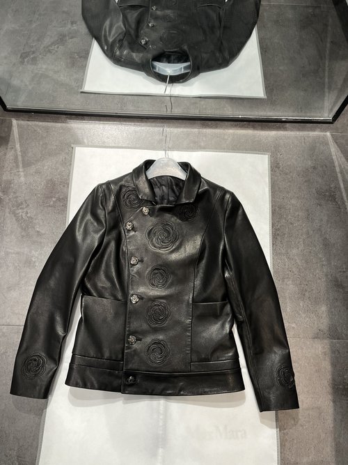 Chanel Retro Leather Garment with Low-key Shining Surface and Camellia Lining