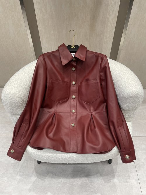 Chanel Fashionable Sheepskin Coat with Ruffled Hem and 3D Tailoring