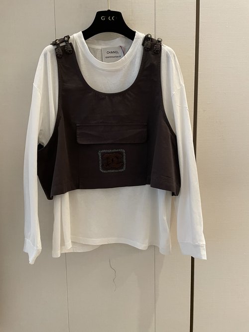 Chanel Loose-fit Vest and Long-sleeved T-shirt Two-piece
