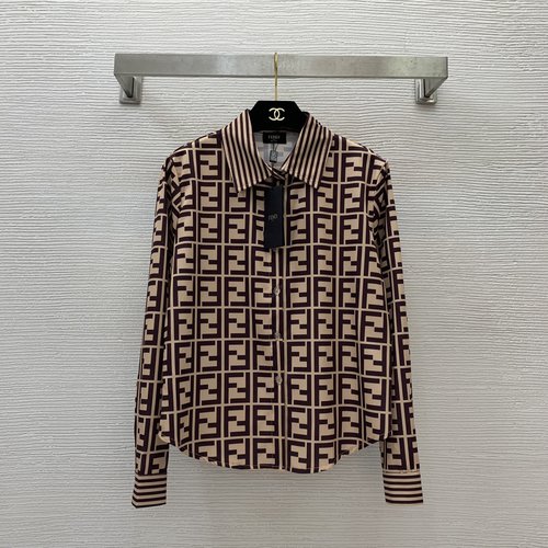 Louis Vuitton Classic Logo Print Slim-Fit Long Sleeve Shirt