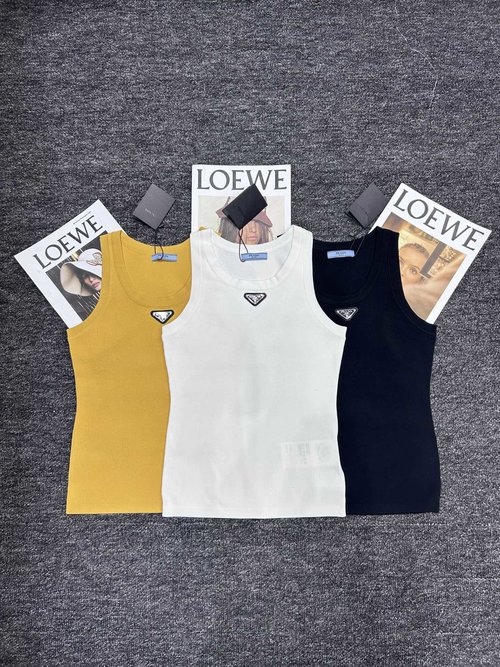 Prada Minimalist Letter Logo Triangle Label Vest for Unique Sophistication