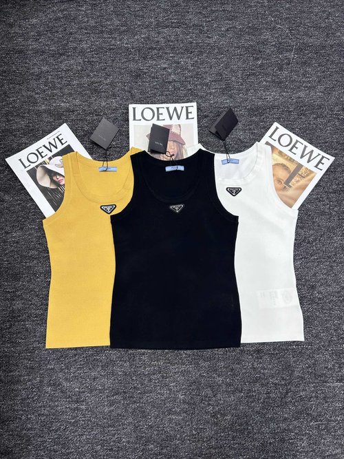 Prada Minimalist Letter Logo Triangle Label Vest for Unique Sophistication