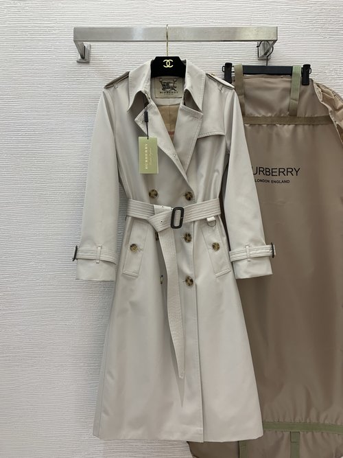Burberry Waterproof Double-Row Buttoned Trench Coat
