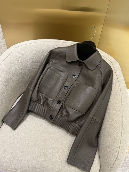 Hermes Minimalist Leather Short Jacket with Suede Lining and Sophisticated Design