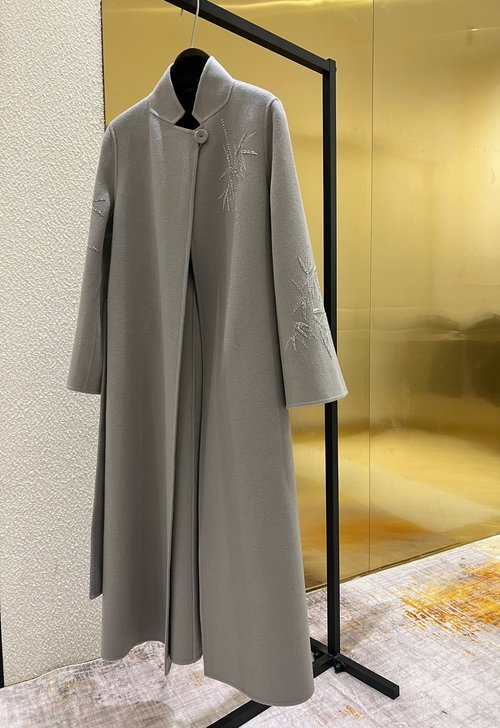 Dior Elegant Chinese Cashmere Coat Embellished with Bamboo Bead Embroidery