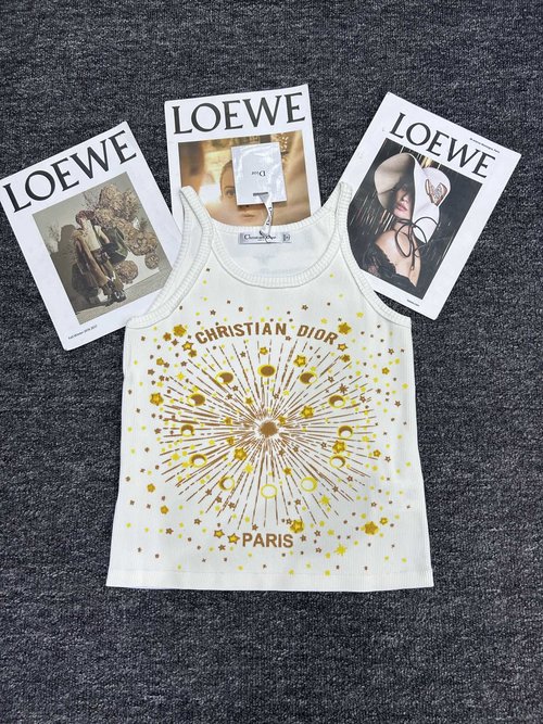 Dior Stylish Star-printed Sleeveless Top, Easy to Coordinate and Elegant