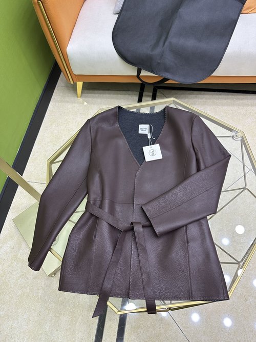 Hermes Top-Quality Leather Jacket with Minimalist Style and Wool Lining