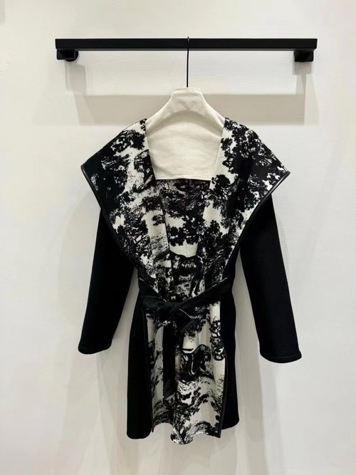 Dior Luxury Long Cashmere Coat in Animal Series