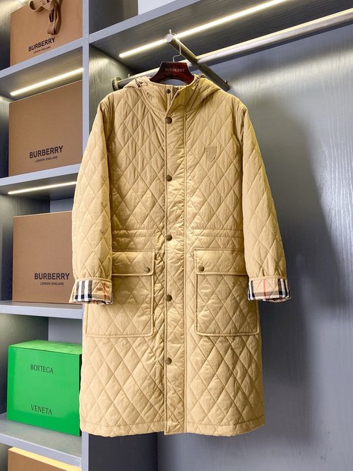Burberry Sophisticated Lightweight Quilted Windproof Coat with B-shaped Patch from Classic Collection