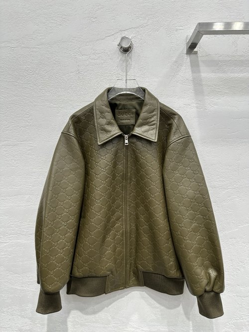 Gucci Retro Green Embroidered Logo Baseball Jacket with Imported Sheepskin and Stylish Cut