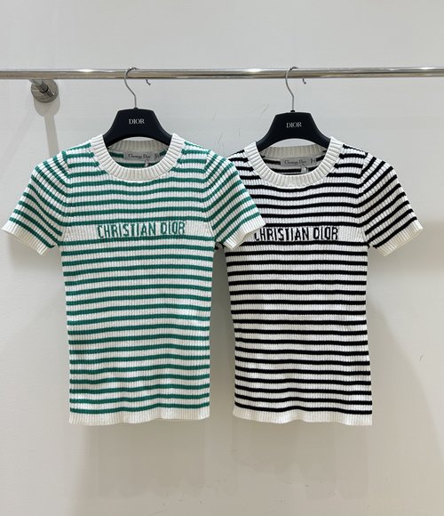 Dior Classic Round-Neck Short-Sleeve Shirt with Striped Jacquard, Simple and Elegant