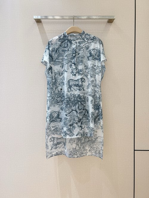 Dior Soft and Breathable Long-Sleeve Shirt with Bee Embroidery