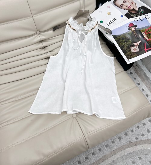 Dior Summer Linen Top and Pants with Lace Collar