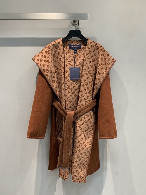 Louis Vuitton Wrap-style Mid-length Silk-wool Blend Coat with Big Collar