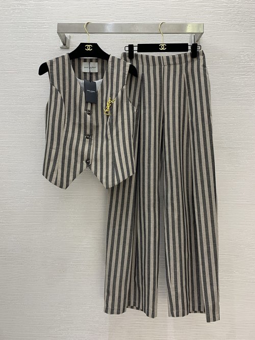 Yves Saint Laurent High-end Custom Linen Two-piece Set with Stripes and Brooch