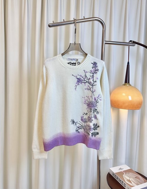 Dior Limited Heavy-Duty Floral Embroidery Logo Cashmere Top, Premium Quality