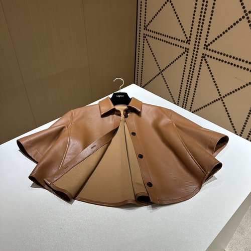 Loewe Fashionable Trench Coat with Special Custom Fabric