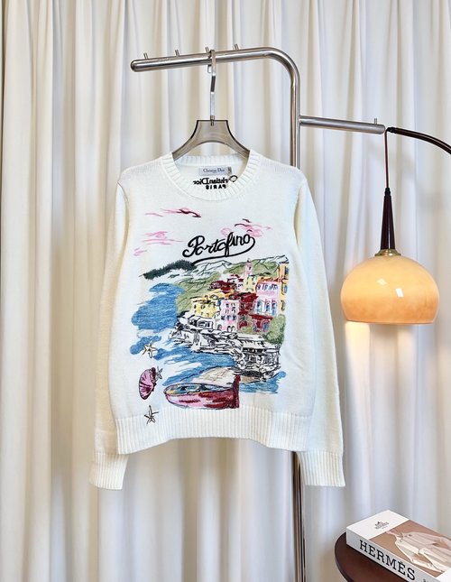Dior Limited Edition Cashmere Top with Intricately Embroidered Heavy-Color Logo